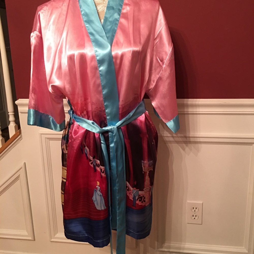 DISNEY CINDERELLA SATIN ROBE / Size Small/Medium